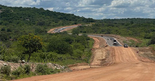 Obra de pavimentação da rodovia que liga Cabrobó a Terra Nova - PE